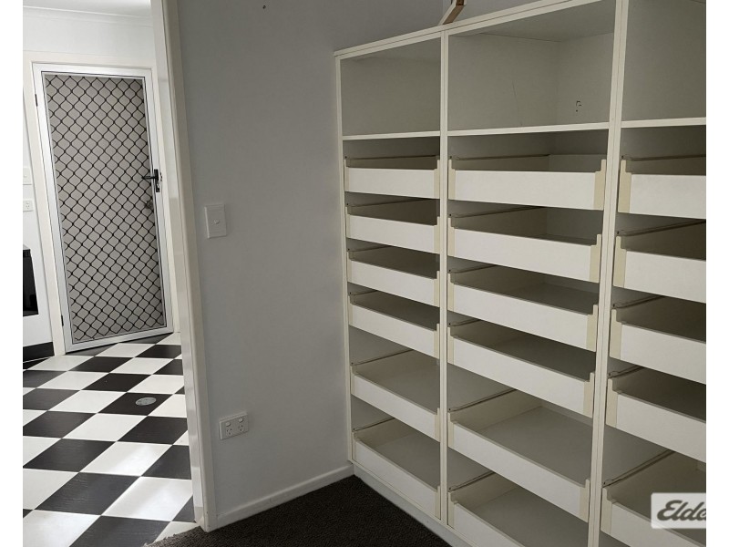 15 Cemetery Road, Sarina QLD 4737