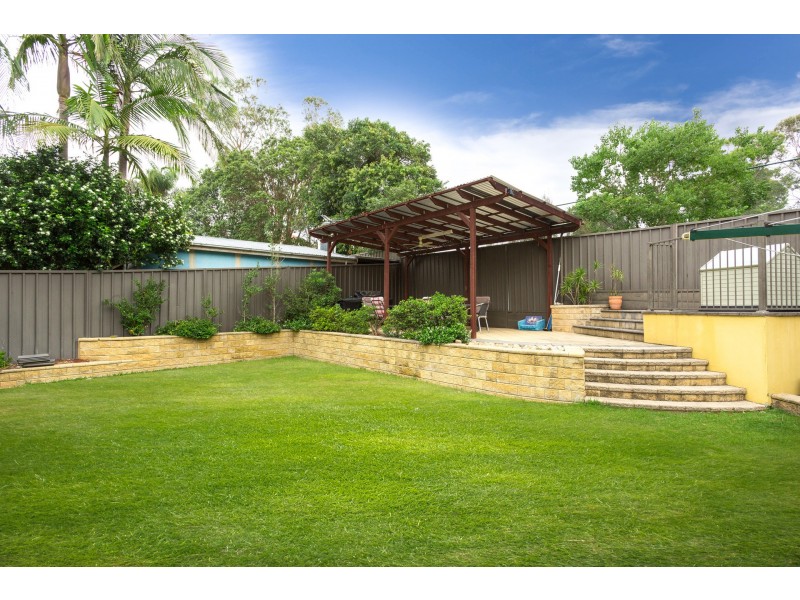 81 Thomas Street, Picnic Point NSW 2213
