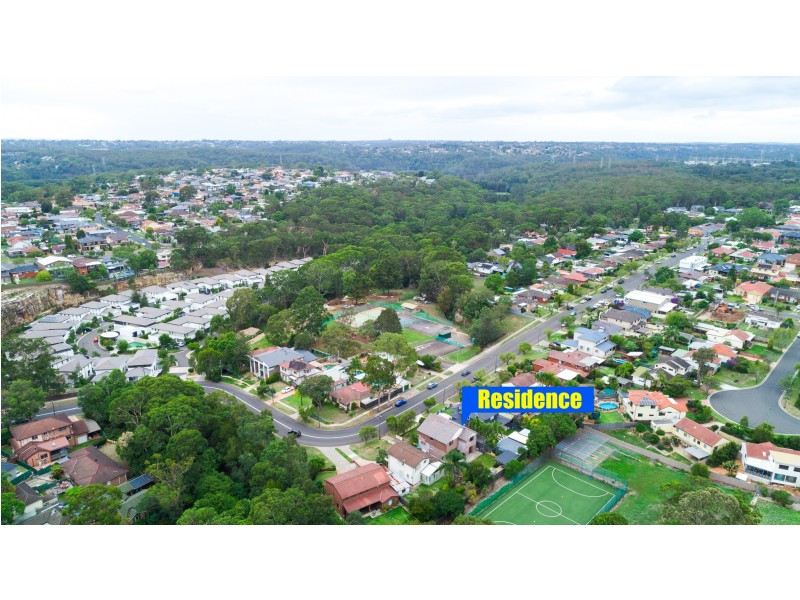 81 Thomas Street, Picnic Point NSW 2213