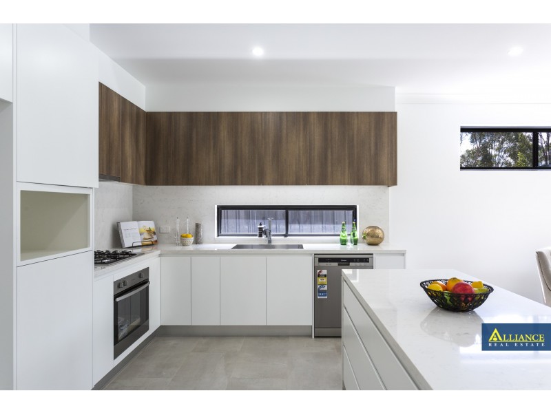 25 Toby Crescent, Panania NSW 2213