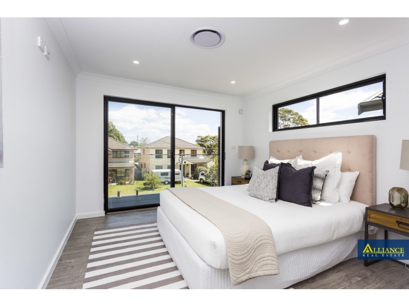 25 Toby Crescent, Panania NSW 2213