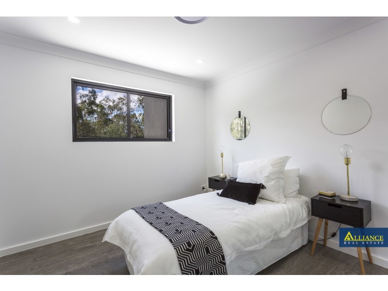 25 Toby Crescent, Panania NSW 2213