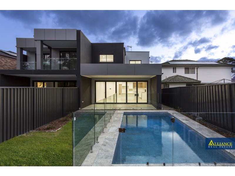 25 Toby Crescent, Panania NSW 2213