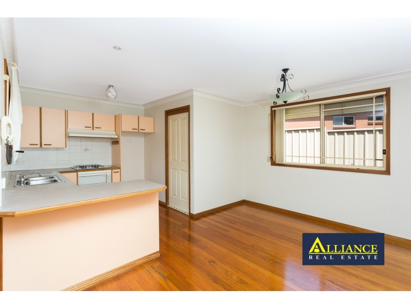 4/11 Wyalong Street, Panania NSW 2213