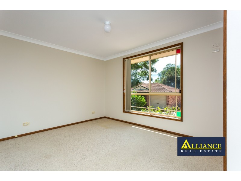 4/11 Wyalong Street, Panania NSW 2213