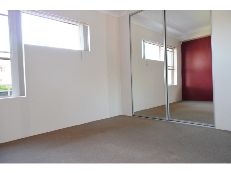 13/64-68 Cardigan Street, Guildford NSW 2161