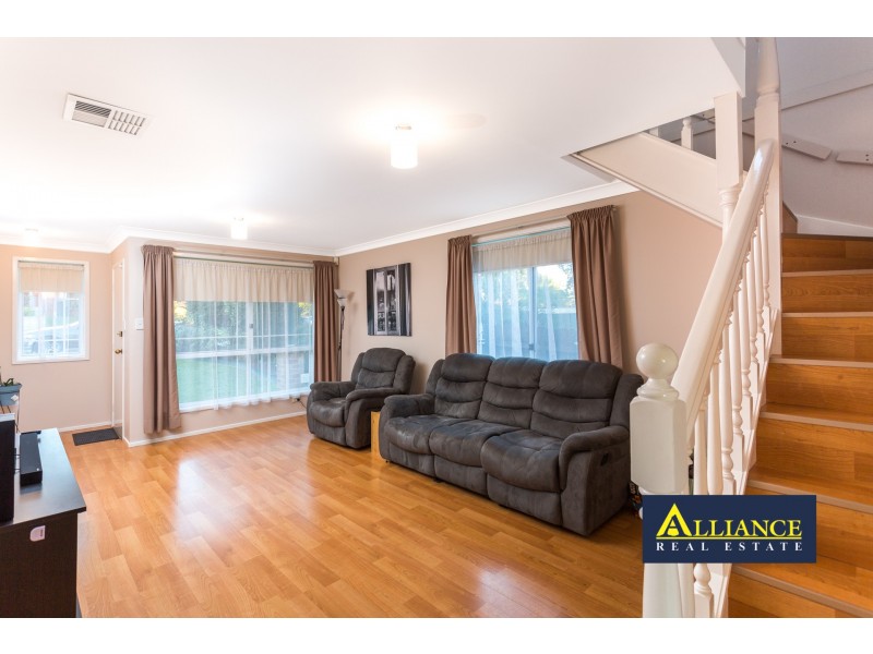 6A Boldrewood Avenue, Casula NSW 2170