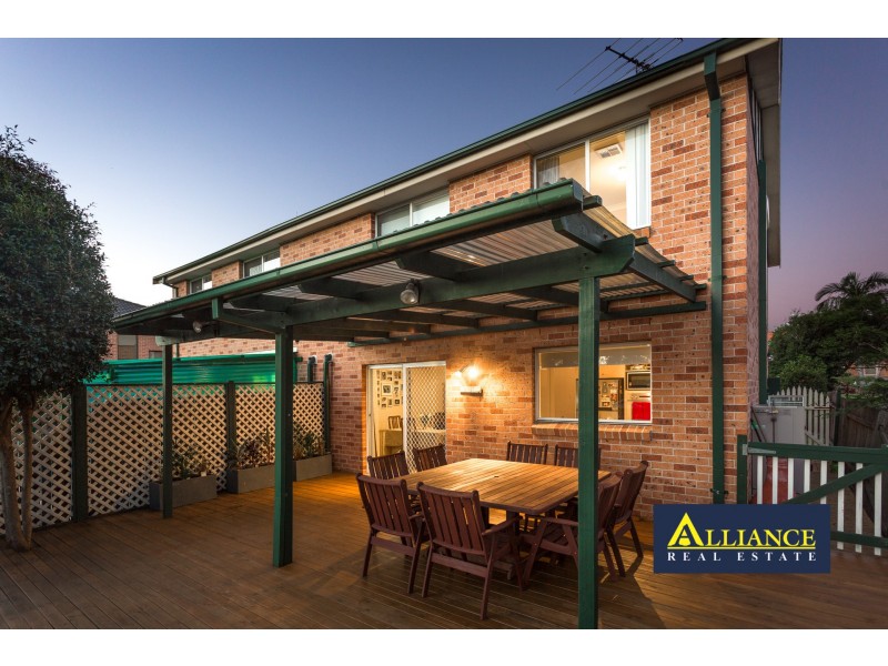 6A Boldrewood Avenue, Casula NSW 2170