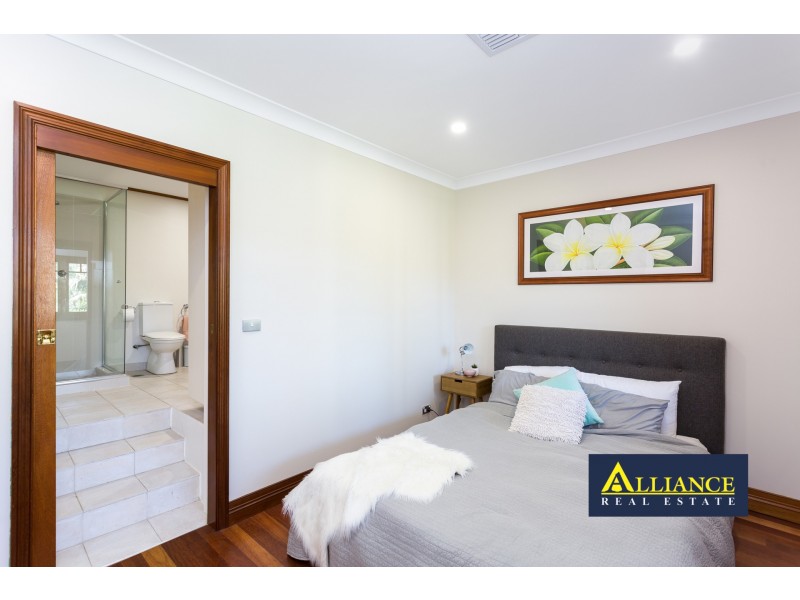 61 Burbank Avenue, Picnic Point NSW 2213