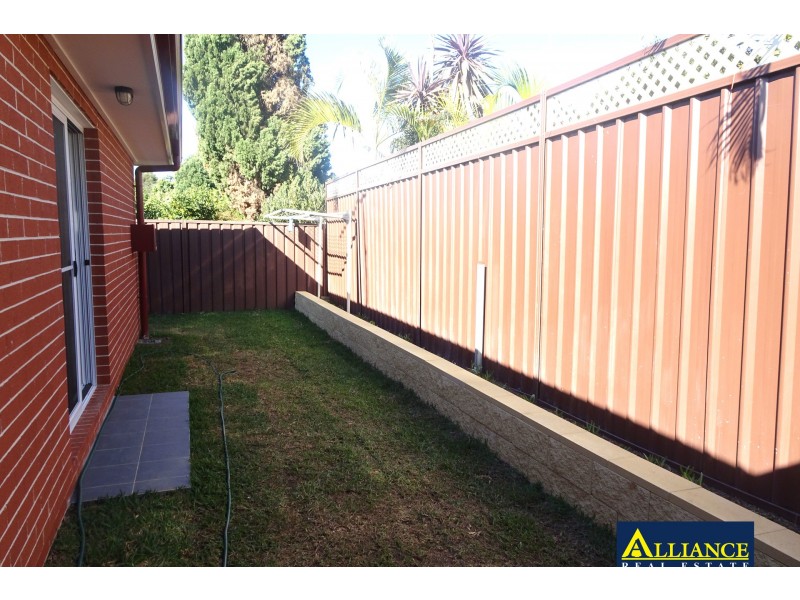 1/17 Eynham Road, Milperra NSW 2214