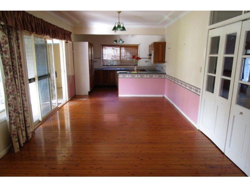 14 Harford Avenue, East Hills NSW 2213