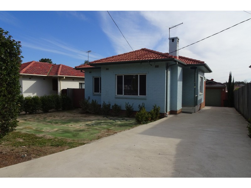 28 Clifford Street, Panania NSW 2213