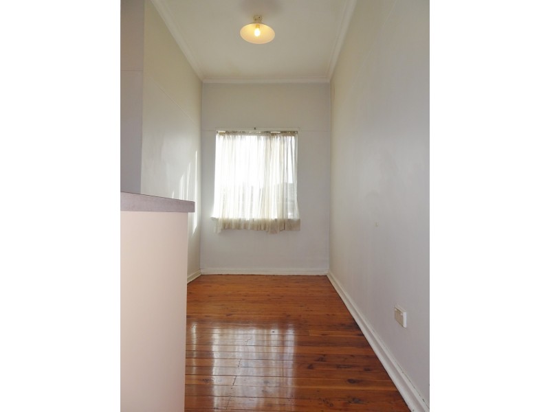 28 Clifford Street, Panania NSW 2213