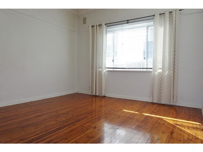 28 Clifford Street, Panania NSW 2213