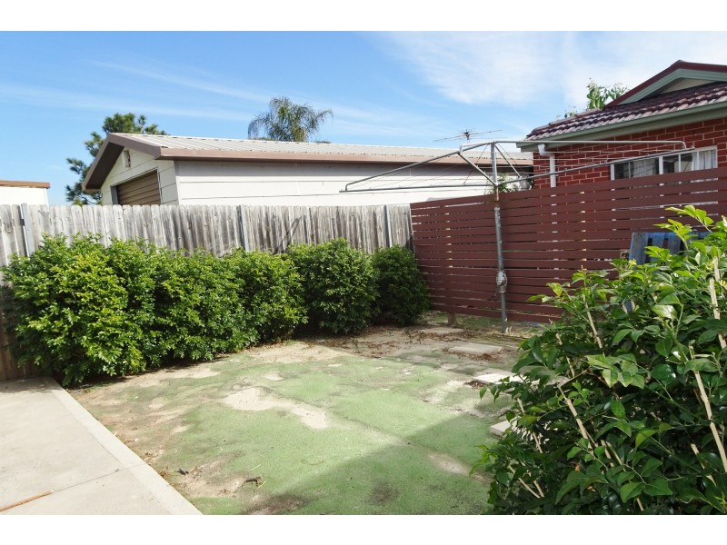 28 Clifford Street, Panania NSW 2213