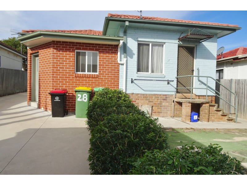 28 Clifford Street, Panania NSW 2213