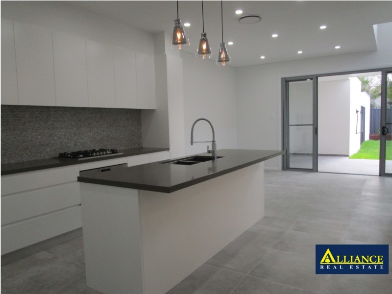 10A Duke Street, East Hills NSW 2213