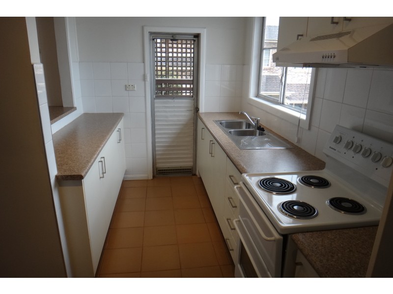 784 Henry Lawson Drive, Picnic Point NSW 2213