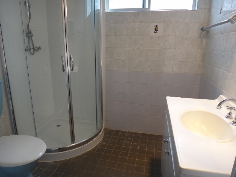 784 Henry Lawson Drive, Picnic Point NSW 2213