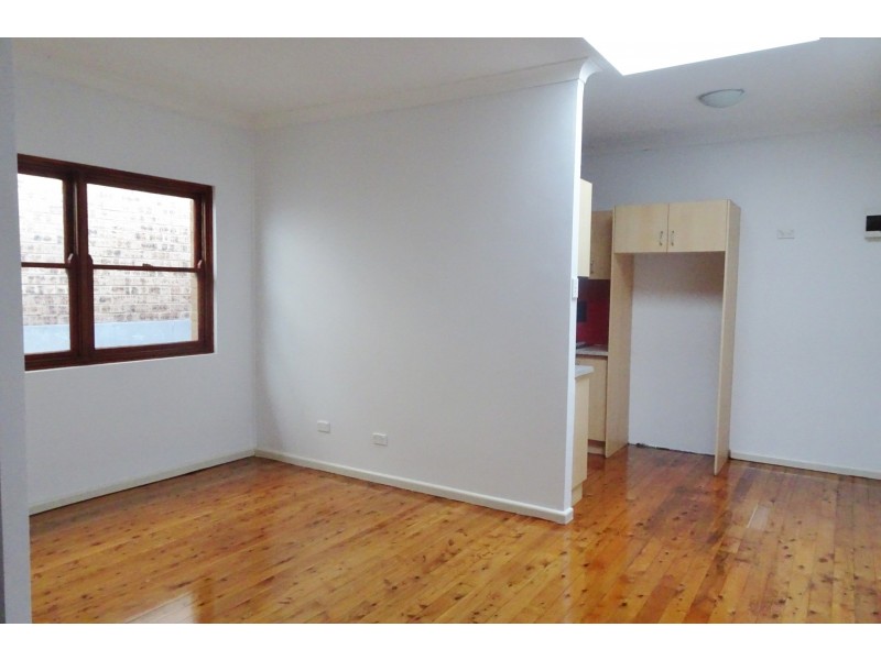 2/182 Cooper Road, Yagoona NSW 2199