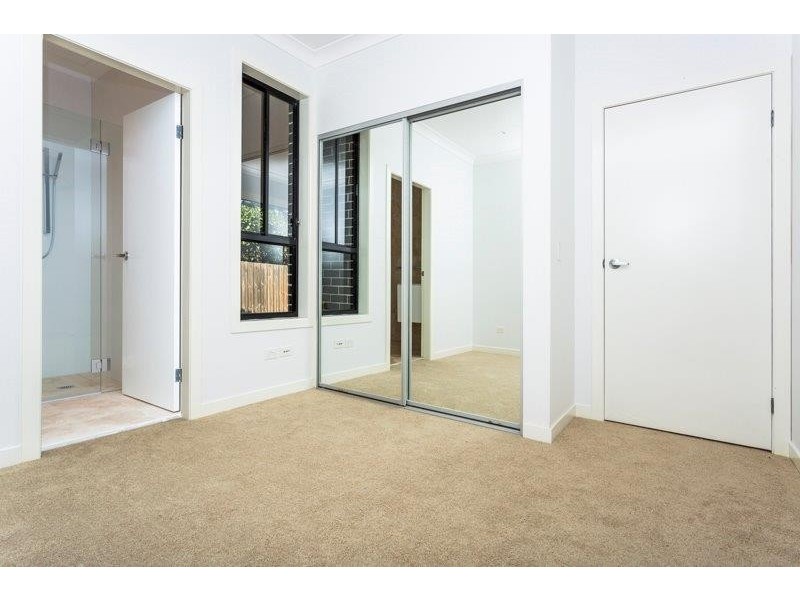 6/5-7 Monie Avenue, East Hills NSW 2213