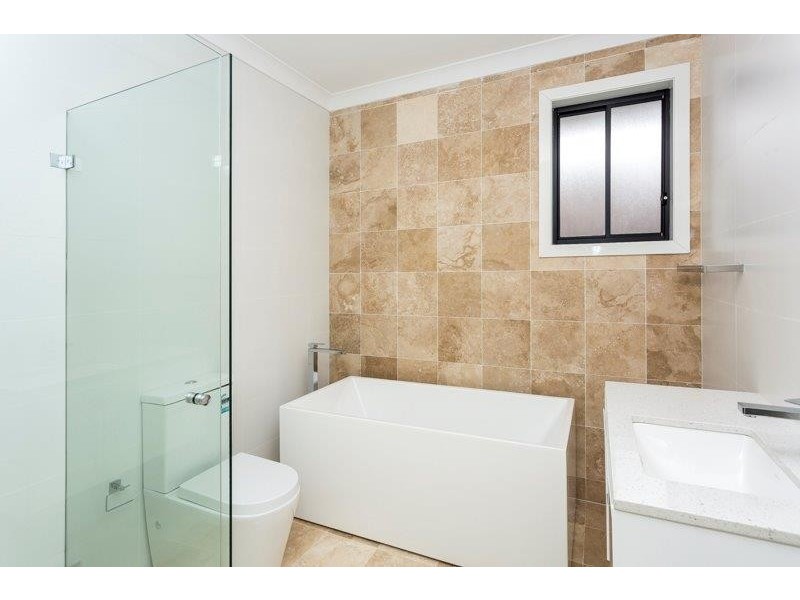 6/5-7 Monie Avenue, East Hills NSW 2213