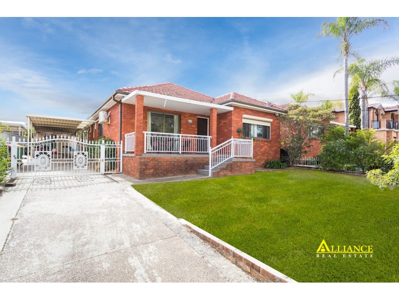 8 MacKinnon Avenue, Padstow NSW 2211