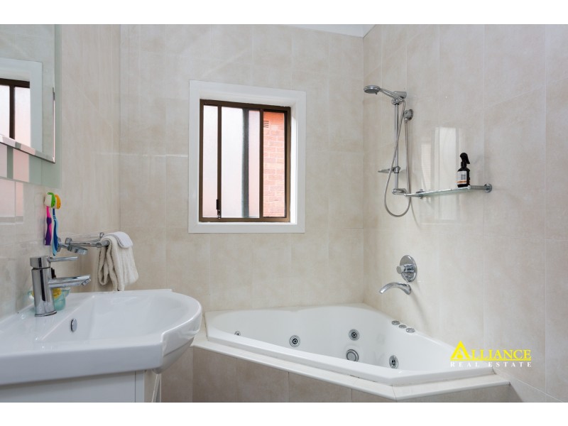 8 MacKinnon Avenue, Padstow NSW 2211