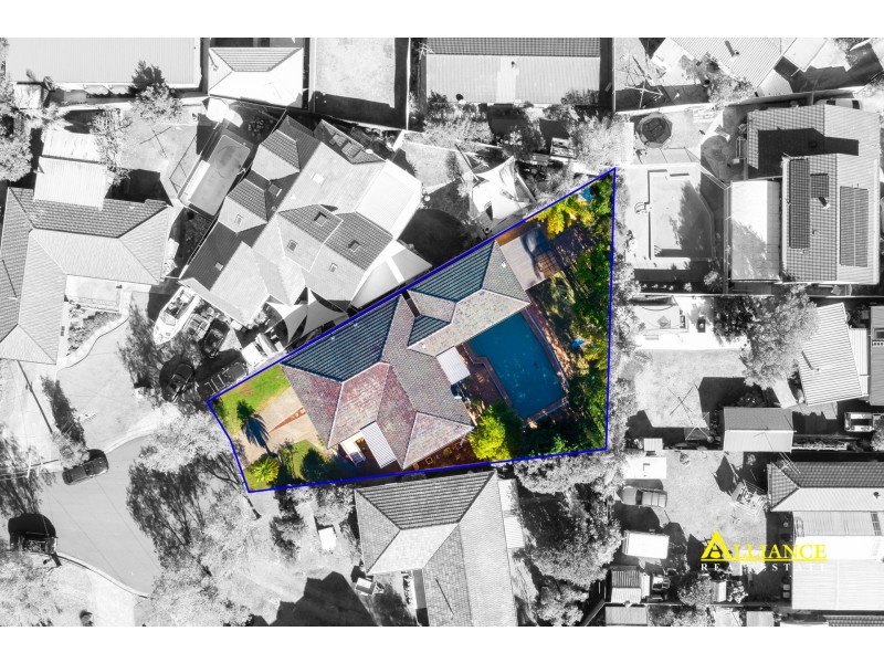 17 Sylvan Grove, Picnic Point NSW 2213