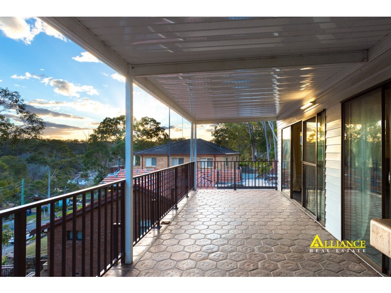 14 Carinya Road, Picnic Point NSW 2213
