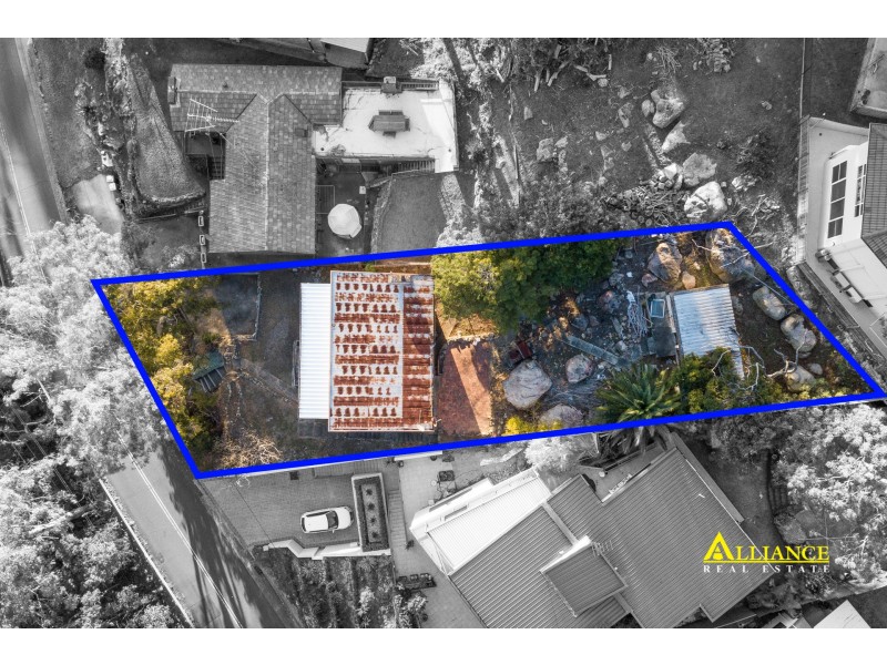 14 Carinya Road, Picnic Point NSW 2213