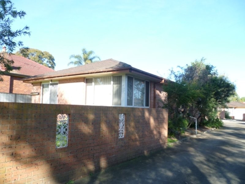 1/81 Horsley Road, Panania NSW 2213