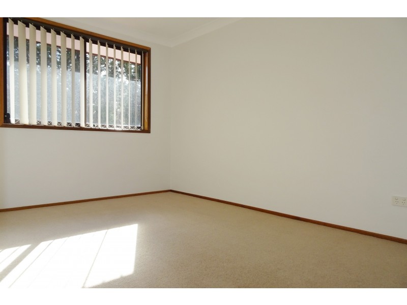 6/213 Old Kent Road, Greenacre NSW 2190