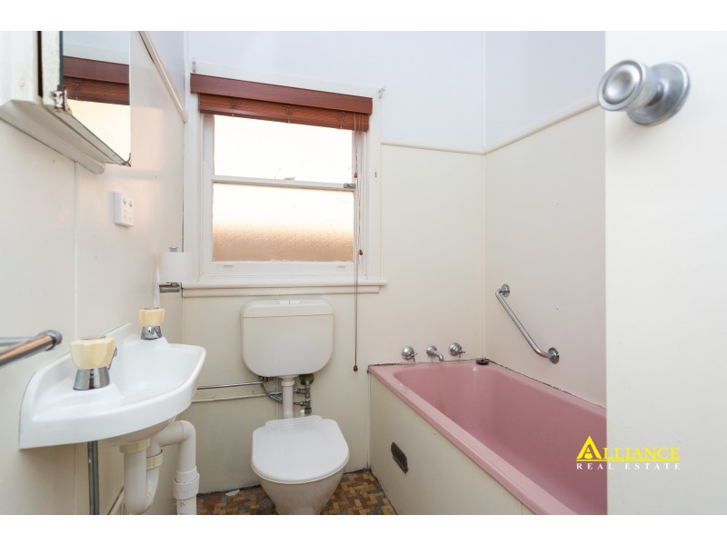 136 Tompson Road, Panania NSW 2213