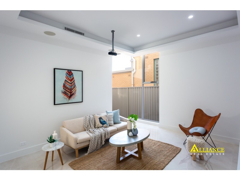 49 Burbank Avenue, East Hills NSW 2213