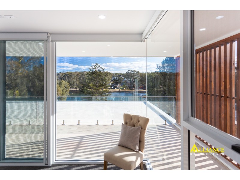 49 Burbank Avenue, East Hills NSW 2213