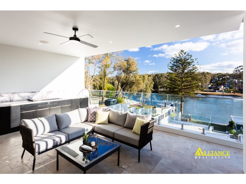 49 Burbank Avenue, East Hills NSW 2213