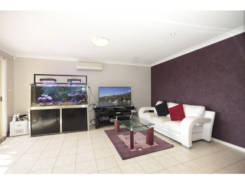 2/18A Abbott Avenue, Sefton NSW 2162