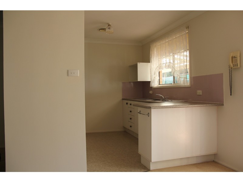 128 Fawcett Street, Glenfield NSW 2167