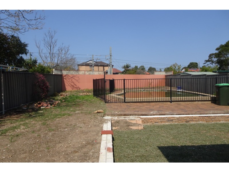 39 Braesmere Road, Panania NSW 2213