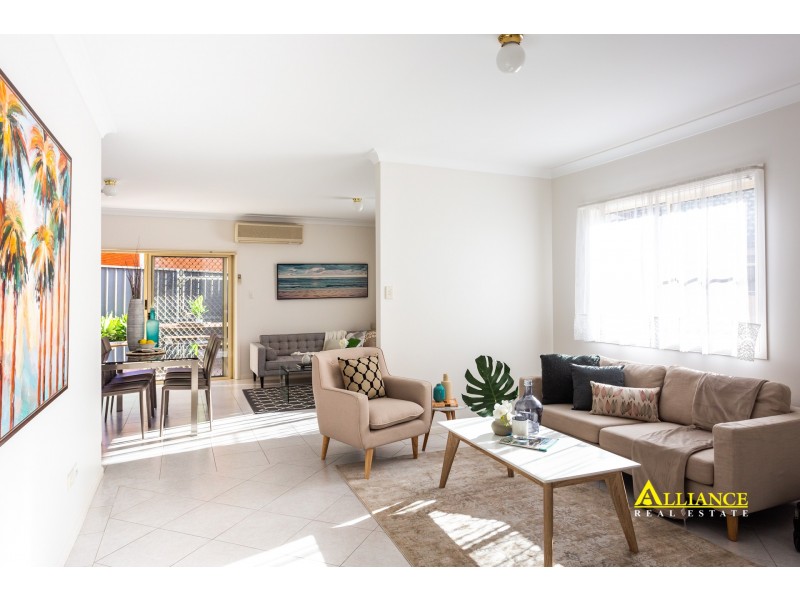 2/15 Panorama Parade, Panania NSW 2213