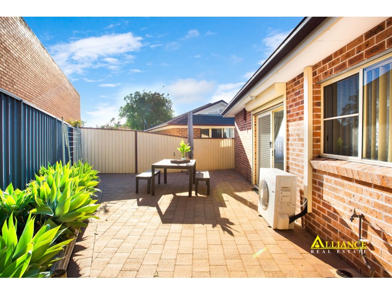 2/15 Panorama Parade, Panania NSW 2213