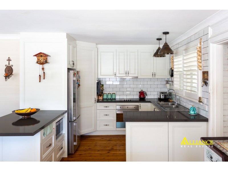 39 Austin Boulevard, Picnic Point NSW 2213