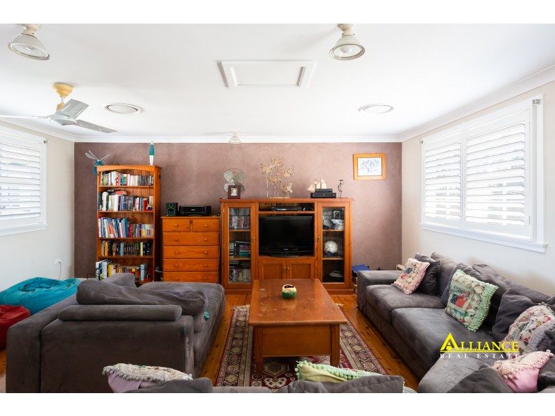 39 Austin Boulevard, Picnic Point NSW 2213