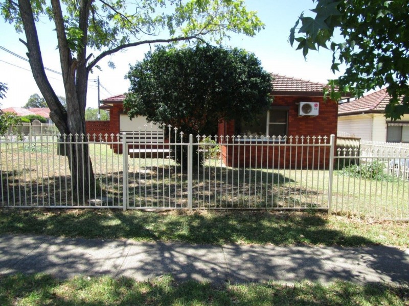 21 Lucas Road, East Hills NSW 2213