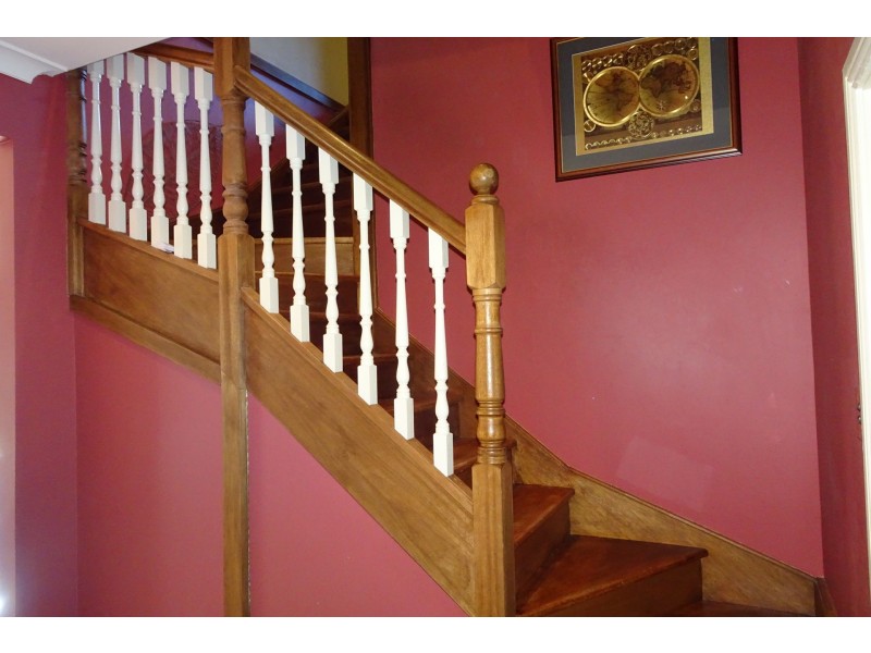 81 Thomas Street, Picnic Point NSW 2213