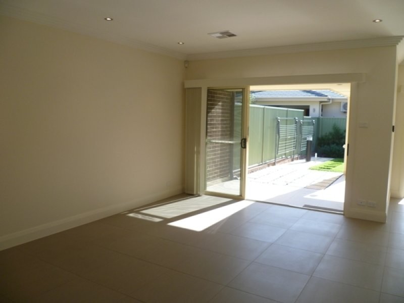 88 Victor Avenue, Picnic Point NSW 2213