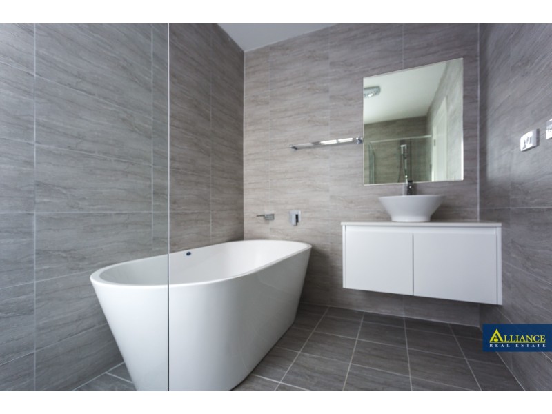 87 Burns Road, Picnic Point NSW 2213