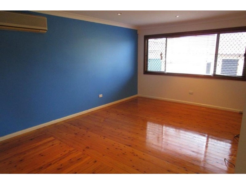 142 Lambeth Street, Panania NSW 2213