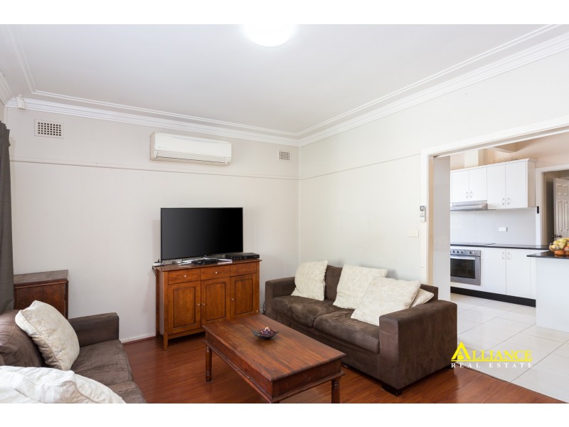 8 MacKinnon Avenue, Padstow NSW 2211